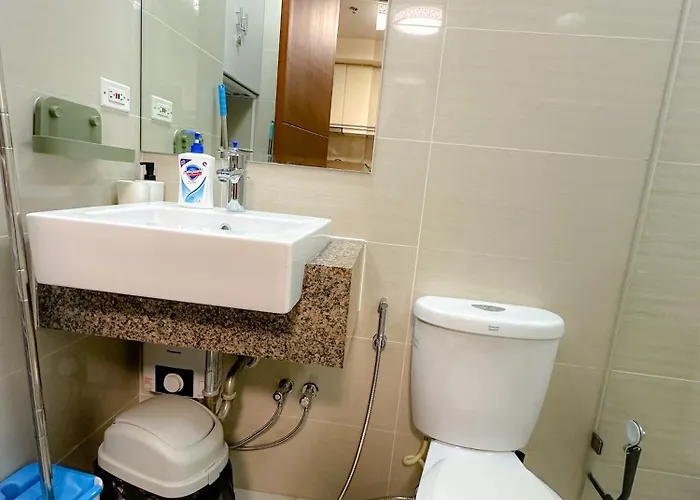 1 Bedroom Uptown Bgc Cozy Netflix 200mb Wi-fi * Manila