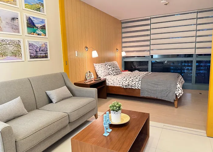 1 Bedroom Uptown Bgc Cozy Netflix 200mb Wi-fi Apartment *