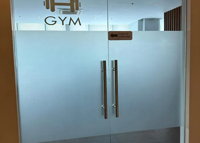 Apartment 1 Bedroom Uptown Bgc Cozy Netflix 200mb Wi-fi Manila