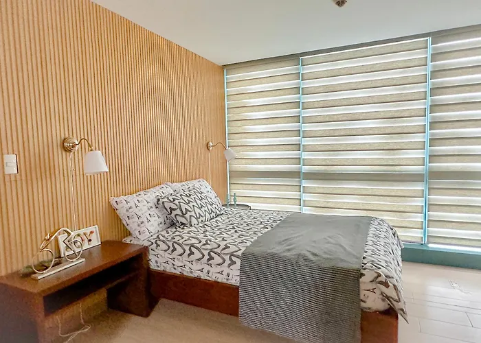 1 Bedroom Uptown Bgc Cozy Netflix 200mb Wi-fi Apartment